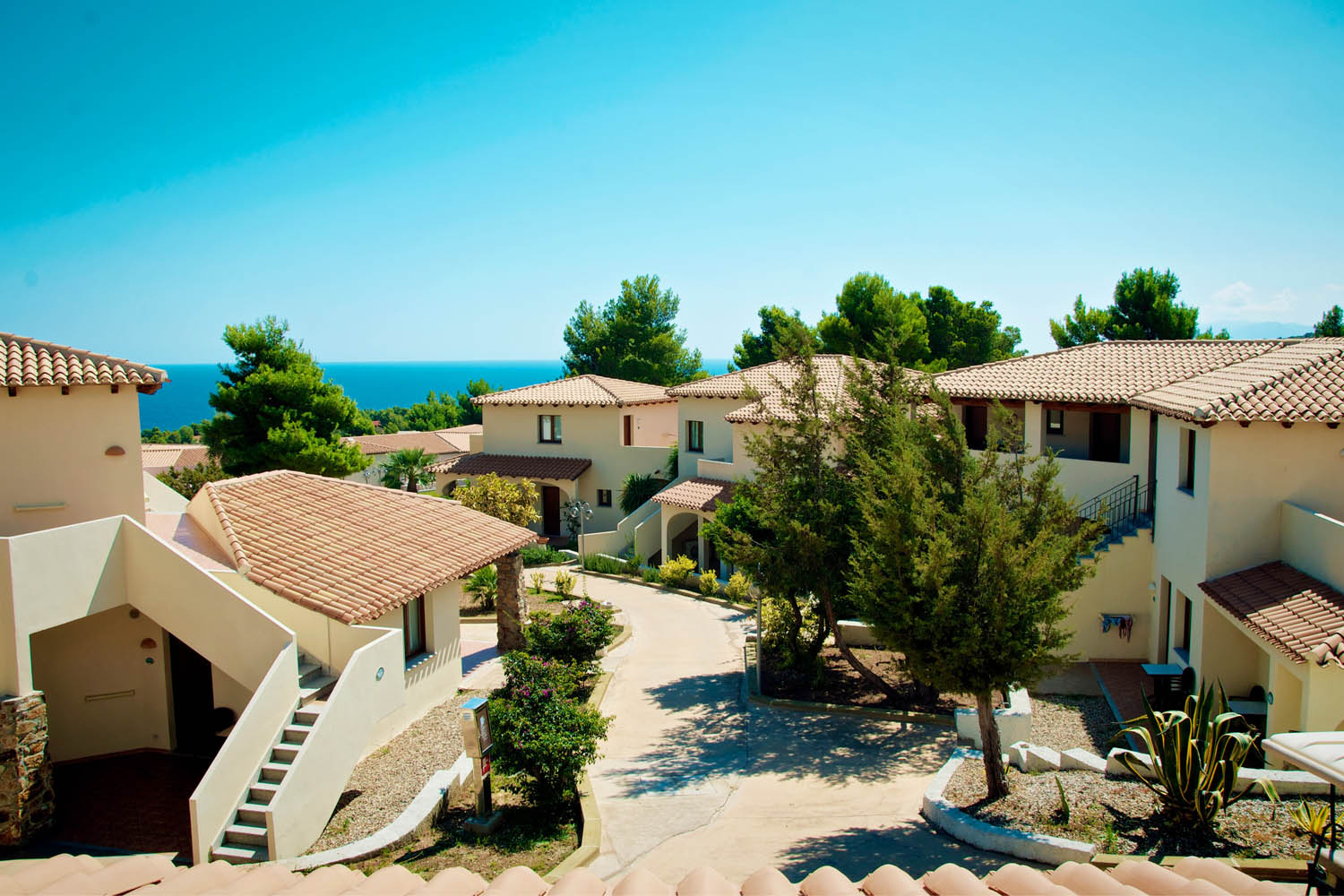 Cala Gonone Beach Village Esterno Camere 3