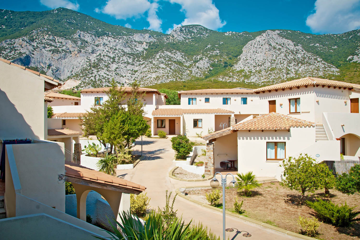 Cala Gonone Beach Village Esterno Camere