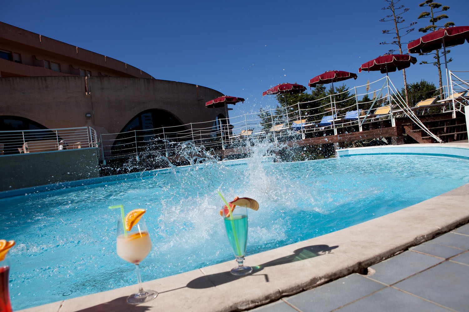 Piscina Hotel Roccaruja 2